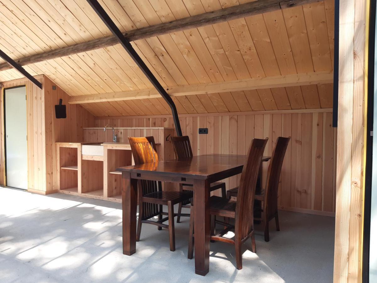 Natuurslaapkamer De Zaadeest Boskamer Lomm エクステリア 写真